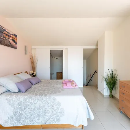 Luxury Duplex Διαμέρισμα Ρόζες